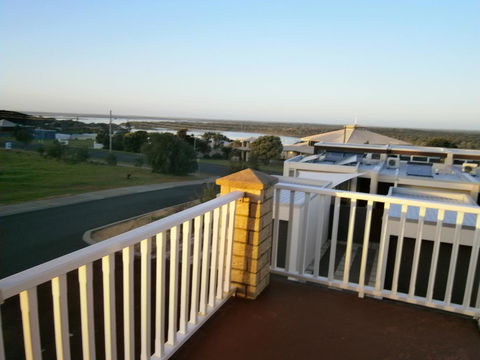 Baywatch Retreat Augusta - Accommodation Gold Coast 31