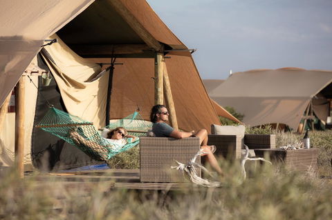 Sal Salis Ningaloo Reef - Gold Coast 4U 1