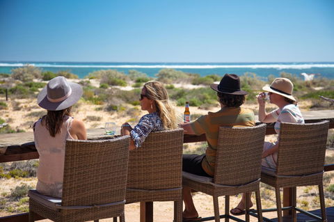 Sal Salis Ningaloo Reef - Gold Coast 4U 3