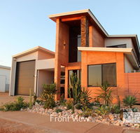 31 Inggarda Lane - Spectacular Views with a Private Jetty and Wi-Fi - Gold Coast 4U