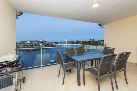 Dolphin Quay Apartments - Accommodation Gold Coast 23