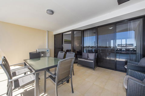Dolphin Quay Apartments - Accommodation Gold Coast 26