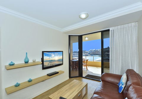 Dolphin Quay Apartments - Accommodation Gold Coast 11