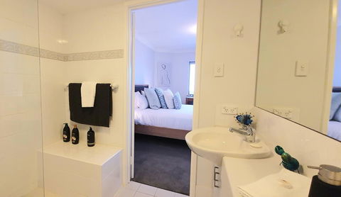 Sandcastles Beachfront Luxury Retreat Apartment - Gold Coast 4U 13