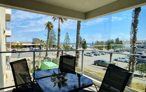 Sandcastles Beachfront Luxury Retreat Apartment - Gold Coast 4U 15