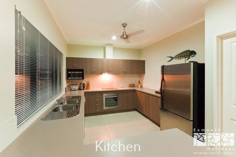 3 Kestrel Place - Gold Coast 4U 6