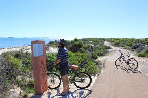 Jurien Beachfront Holiday Units - Gold Coast 4U 26