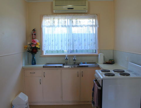 Jurien Beachfront Holiday Units - Gold Coast 4U 19