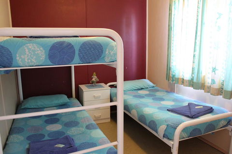 Jurien Beachfront Holiday Units - Gold Coast 4U 12