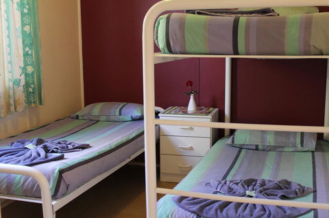 Jurien Beachfront Holiday Units - Gold Coast 4U 14