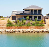 27 Corella Court - Exquisite Marina Home With a Pool and Wi-Fi - Gold Coast 4U