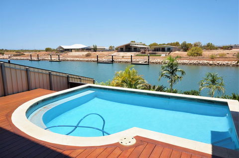 27 Corella Court - Gold Coast 4U 28