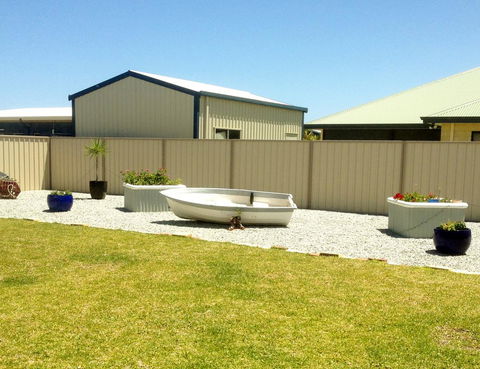Aaratti House - Gold Coast 4U 1