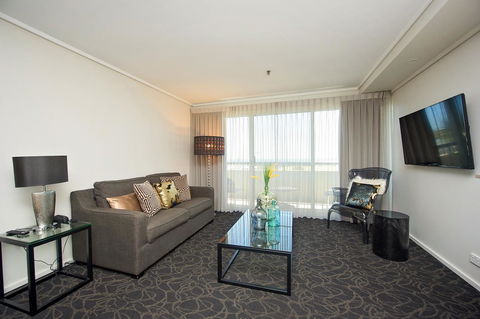 Best Western Plus Hotel Lord Forrest - Gold Coast 4U 11