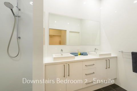 32 Corella Court - Gold Coast 4U 9