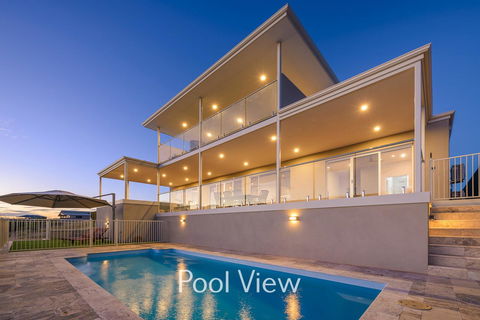 32 Corella Court - Gold Coast 4U 0