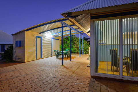 Osprey Holiday Village Unit 119 - Gold Coast 4U 18