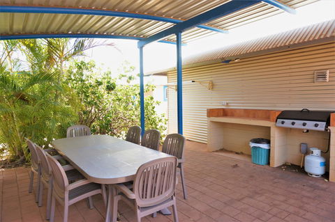 Osprey Holiday Village Unit 119 - Gold Coast 4U 15