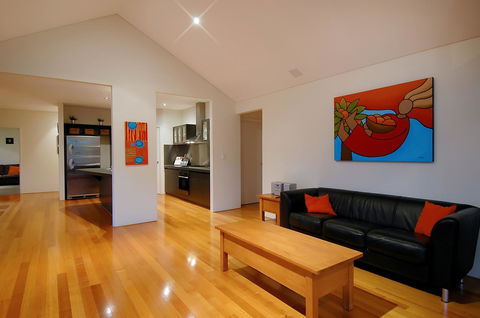 THE SANCTUARY LUXURY HOLIDAY HOME - Gold Coast 4U 17