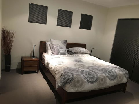 THE SANCTUARY LUXURY HOLIDAY HOME - Gold Coast 4U 1