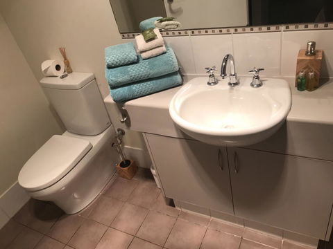 THE SANCTUARY LUXURY HOLIDAY HOME - Gold Coast 4U 3