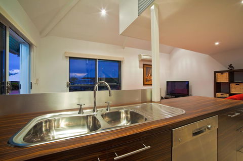 Osprey Holiday Village Unit 103 2 Bedroom - Gold Coast 4U 6