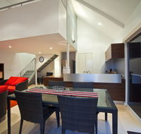Osprey Holiday Village Unit 103/2 Bed - Ideal small family getaway apartment - Gold Coast 4U