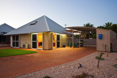 Osprey Holiday Village Unit 103 2 Bedroom - Gold Coast 4U 10