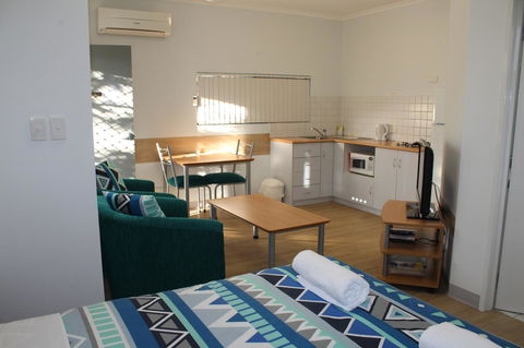 Mandurah Ocean Marina Chalets - Accommodation Gold Coast 1