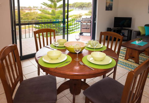 Cottesloe Sea Bliss Apartment - Gold Coast 4U 5