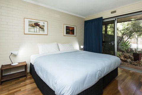 Rosalie 13 - Accommodation Gold Coast 10