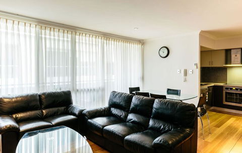Wray Callan Apartments - Accommodation Gold Coast 4