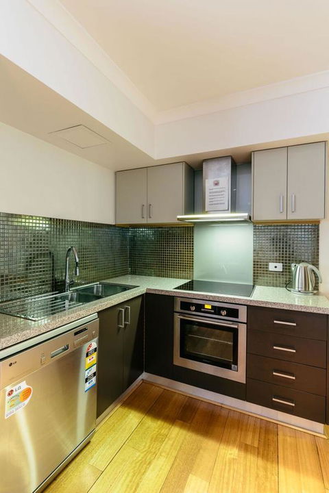 Wray Callan Apartments - Accommodation Gold Coast 0