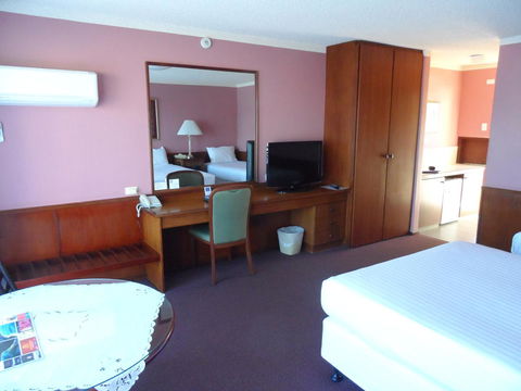 Clifton Motel & Grittleton Lodge - Gold Coast 4U 17