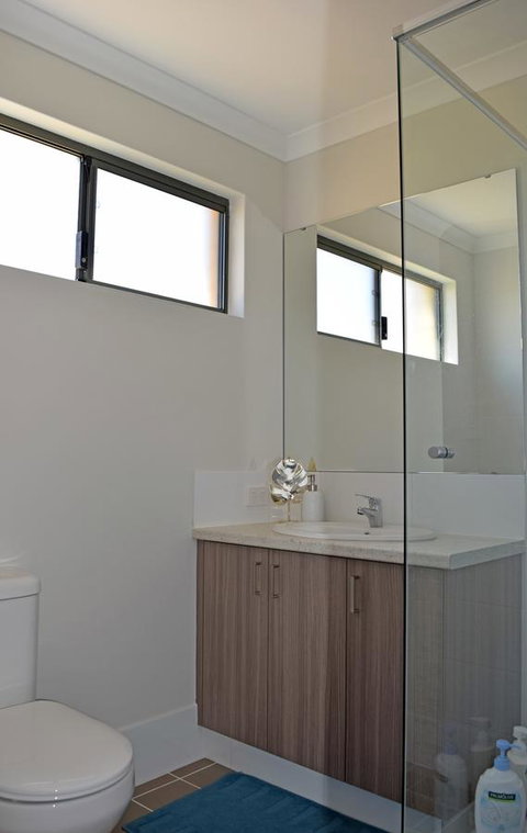 The Kingsleyâ€™s Place â€“ Piara Waters - Accommodation Gold Coast 10