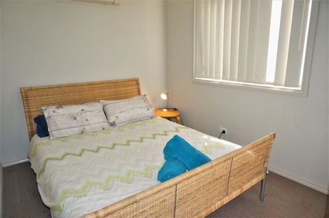 9 Krait Street - Perfect For Large Groups Or Families Alike - Gold Coast 4U 8