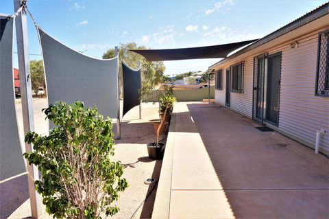 9 Krait Street - Perfect For Large Groups Or Families Alike - Gold Coast 4U 19