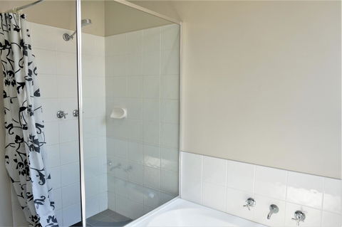 9 Krait Street - Perfect For Large Groups Or Families Alike - Gold Coast 4U 12
