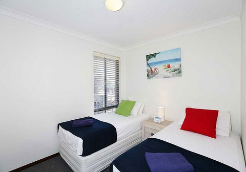 Scarborough Beach Front Resort - Shell Four - Gold Coast 4U 13