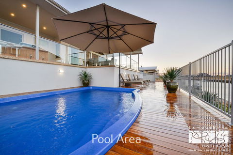 27 Kestrel Place - With Pool And Jetty - Gold Coast 4U 16