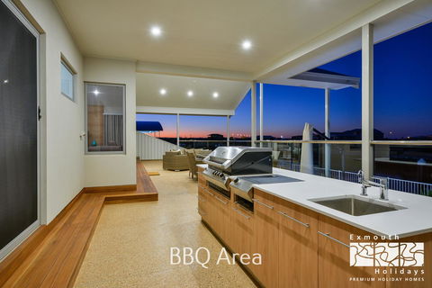 27 Kestrel Place - With Pool And Jetty - Gold Coast 4U 18