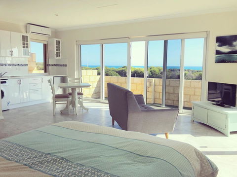 Ocean Reef Vista - Gold Coast 4U 11