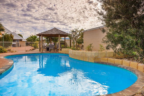 Osprey Holiday Village Unit 102 - Gold Coast 4U 18