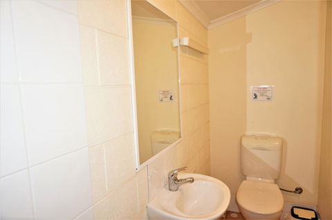 Osprey Holiday Village Unit 102 - Gold Coast 4U 13