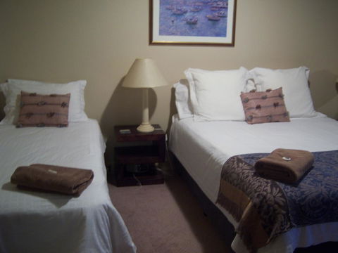 Scarborough - Oceanview 2 Bed, 2 Bathroom Apartment - Gold Coast 4U 12