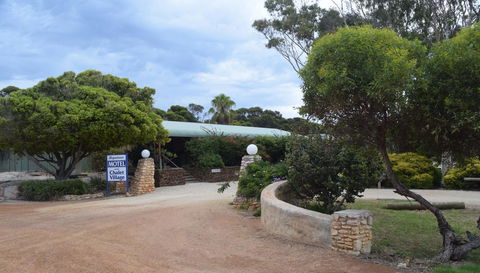 Hopetoun Motel & Chalet Village - 1 Gold Coast 13