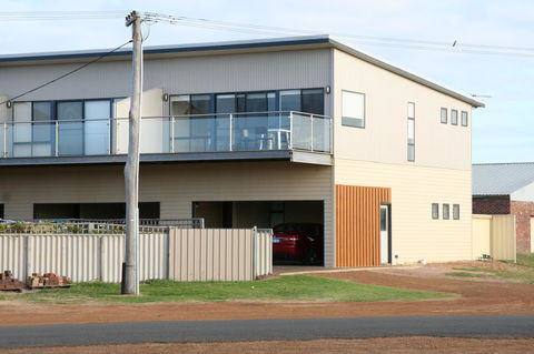 Hopetoun Motel & Chalet Village - 1 Gold Coast 21