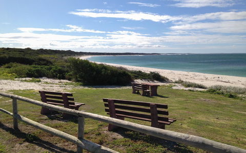 Hopetoun Motel & Chalet Village - 1 Gold Coast 3