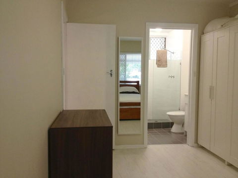 Townshend Rd - Accommodation Gold Coast 13