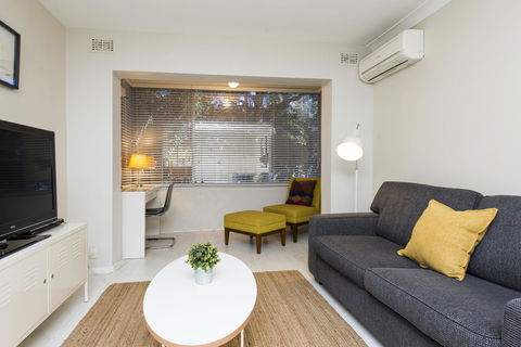 Townshend Rd - Accommodation Gold Coast 0